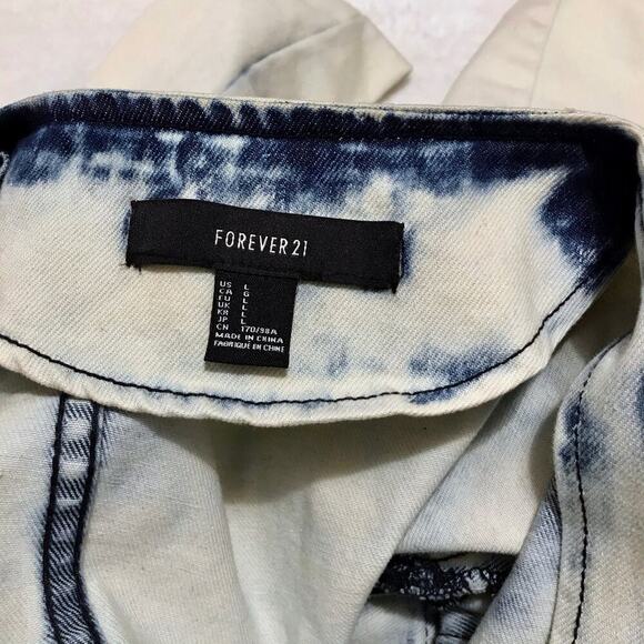 Forever 21 Stone Wash Jean Jacket Juniors L Women M - Picture 11 of 12